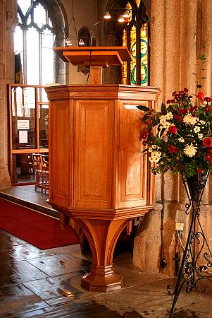 Plymouth St Andrew - The Pulpit
